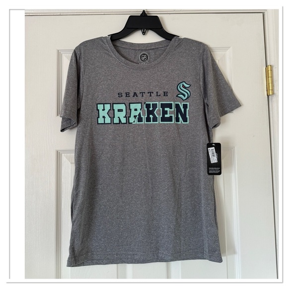 NHL Boys Seattle Kraken Hockey Youth T-Shirt - Picture 1 of 3